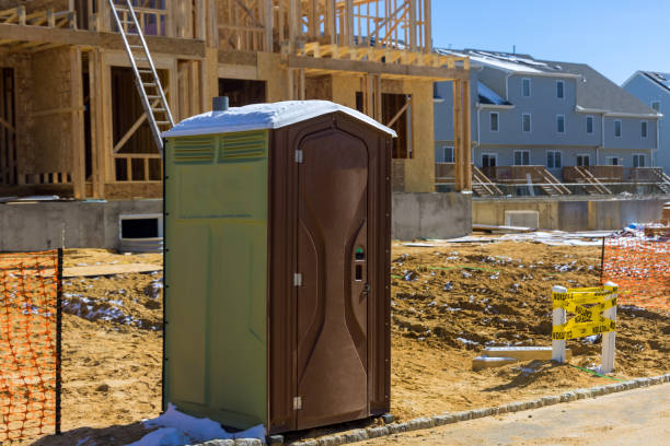 Portable Toilet Options We Offer in Coraopolis, PA